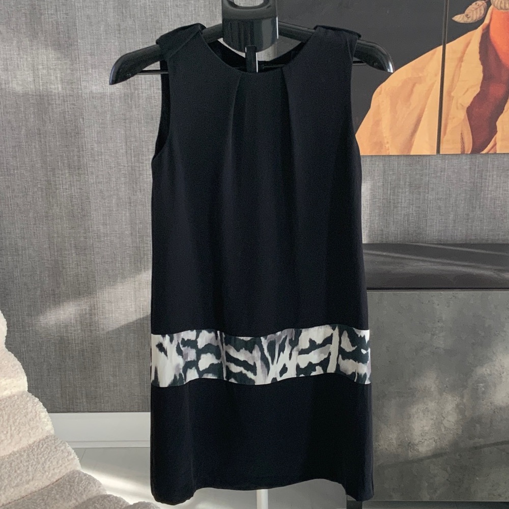 Teenflo Black & animal print Silk Mini Dress - 4 - Picture 1 of 7